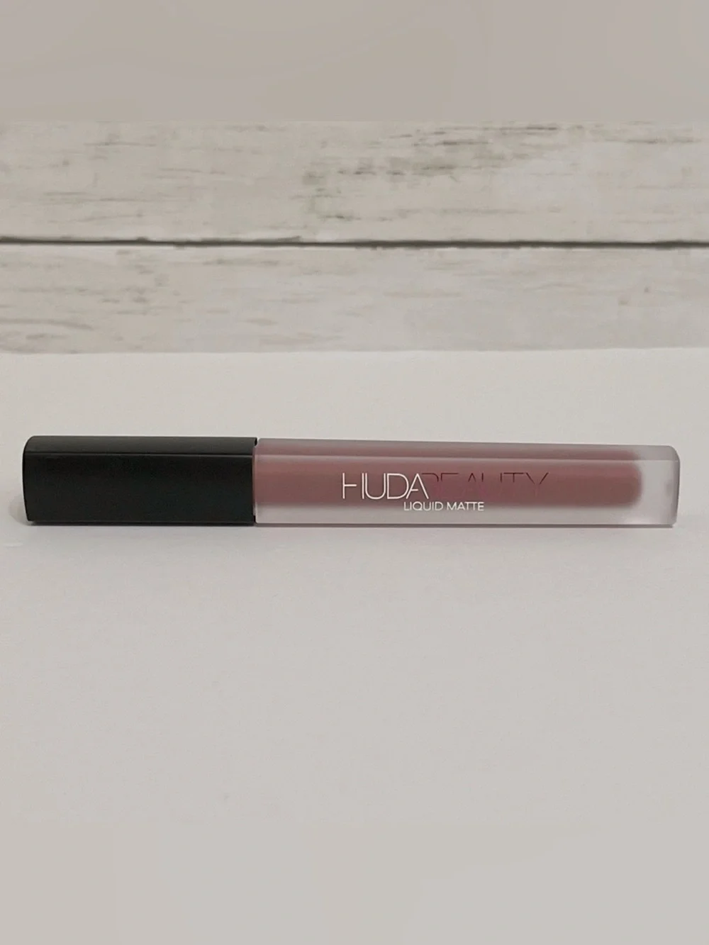 NEW HUDA BEAUTY Liquid Matte Lipstick - Queen of Sheba PRICE FIRM